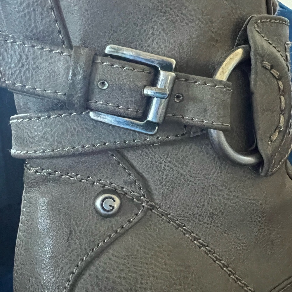 Guess lace up ankle boots - Picture 9 of 11